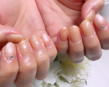 Cenbless　成増フェイシャル＆ネイルサロン　春の煌めきオレンジカラーネイル♪