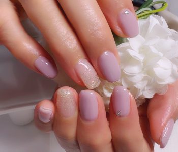 Cenbless 成増フェイシャル&ネイルサロン お気に入りのスモーキーシアーピンクをリピート!春の上品シンプルネイル