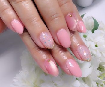 Cenbless　成増フェイシャル＆ネイルサロン　春らしさ満開♪桜ホロ×ミルキーピンクネイル