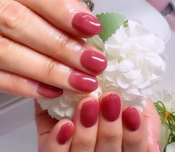 Cenbless　成増フェイシャル＆ネイルサロン　初めての一歩に♪大人ワインカラーネイル