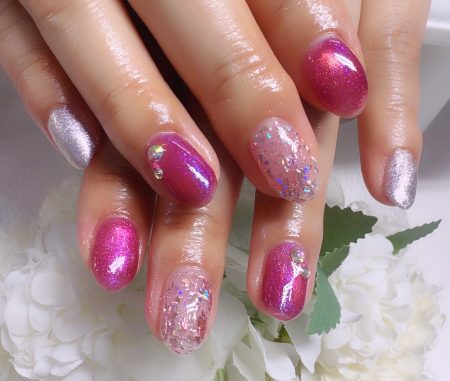 Cenbless　成増フェイシャル＆ネイルサロン　派手可愛ピンク！マグネット＆乱切りホログラムネイル