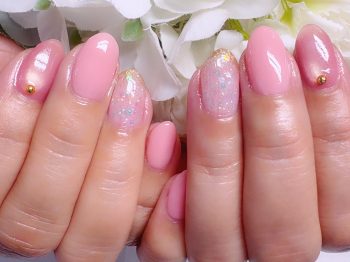 Cenbless　成増フェイシャル＆ネイルサロン　春らしさ満開♪桜ホロ×ミルキーピンクネイル