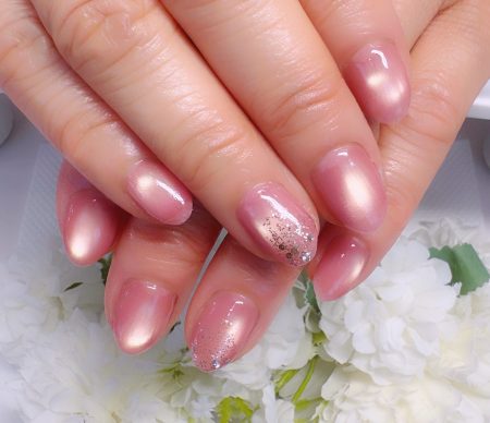 Cenbless　成増フェイシャル＆ネイルサロン　人気沸騰中の定額ネイルデザイン！微粒子マグネット＆ラメホログラム