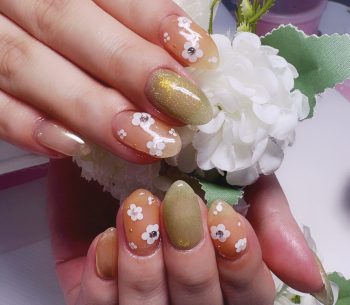 Cenbless　成増フェイシャル＆ネイルサロン　フレッシュカラーで気分一新♪オレンジ×グリーンの新緑ネイル