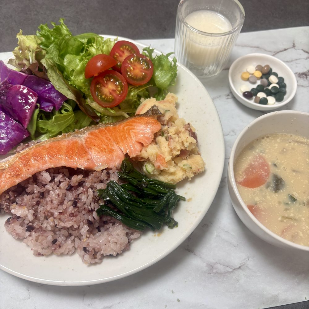 Cenbless　成増フェイシャル＆ネイルサロン　みけちゃんの手抜き朝食♪