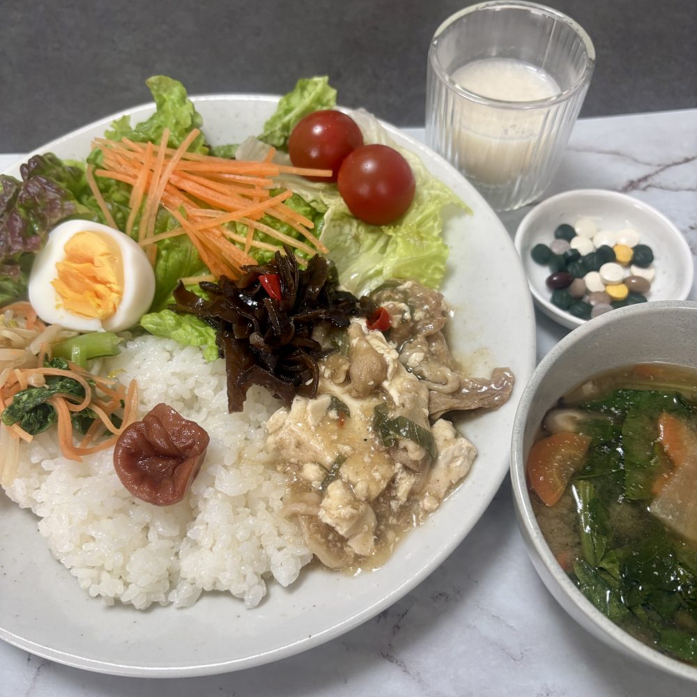 Cenbless　成増フェイシャル＆ネイルサロン　みけちゃんの手抜き朝食♪