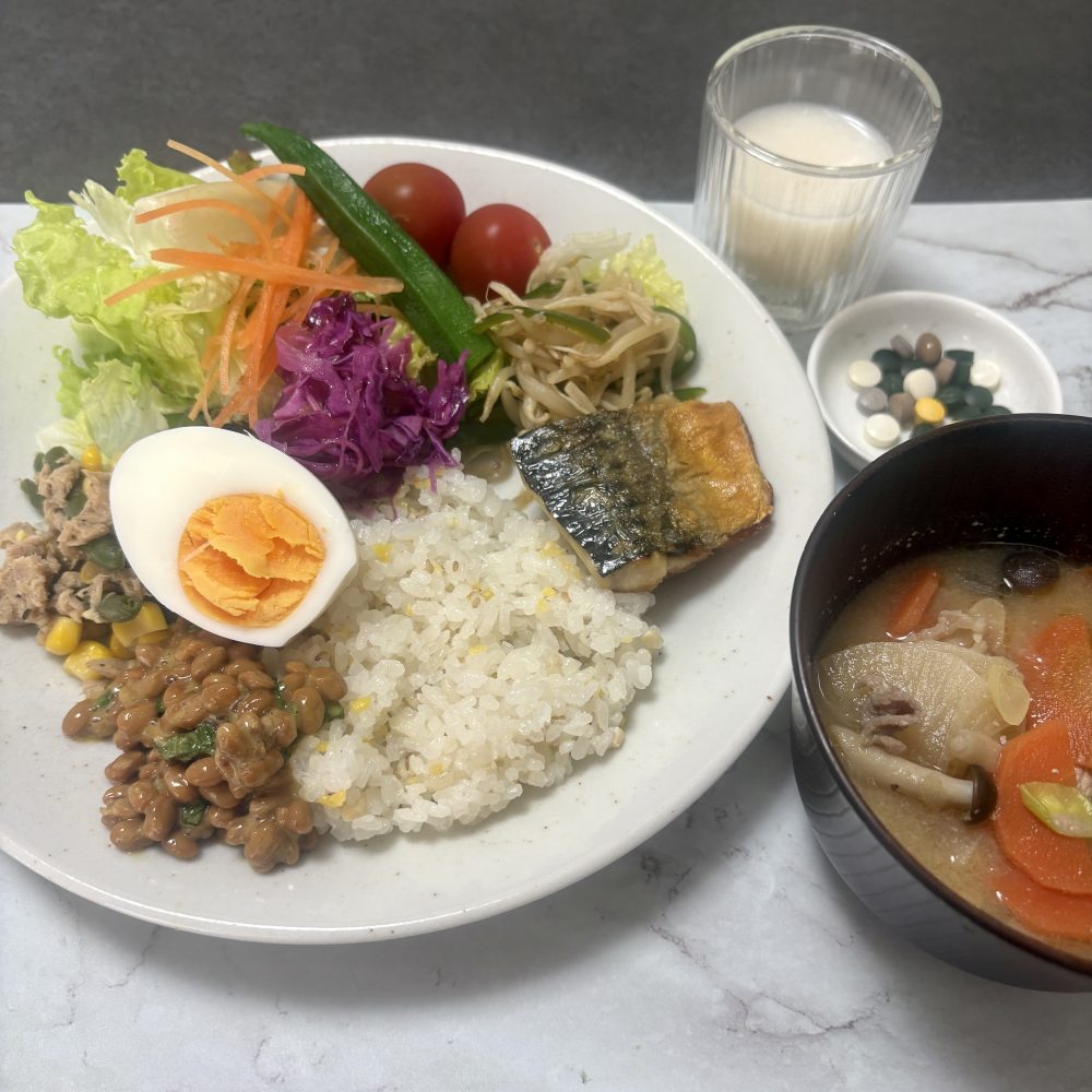 Cenbless　成増フェイシャル＆ネイルサロン　みけちゃんの手抜き朝食♪