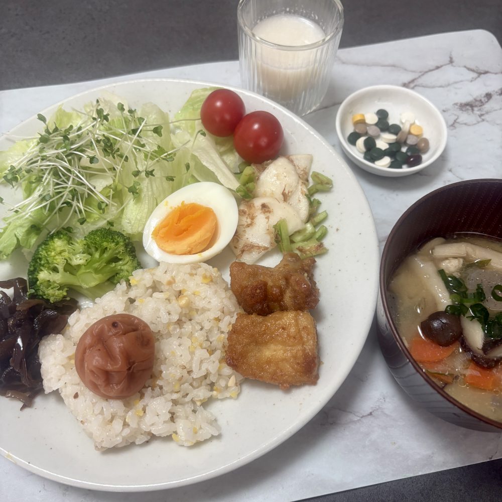 Cenbless　成増フェイシャル＆ネイルサロン　みけちゃんの手抜き朝食♪