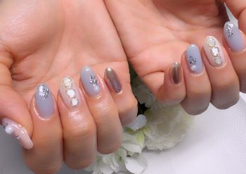 Cenbless　成増フェイシャル＆ネイルサロン　お誕生月を華やかに♪上品シェル×ミラーアートネイル