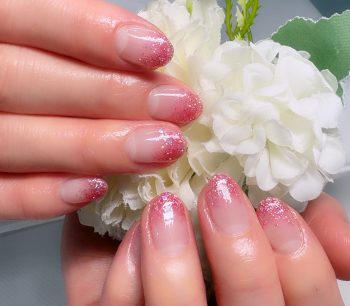 Cenbless　成増フェイシャル＆ネイルサロン　上品きらめき♪ピンクラメグラデーション