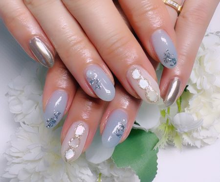 Cenbless　成増フェイシャル＆ネイルサロン　お誕生月を華やかに♪上品シェル×ミラーアートネイル