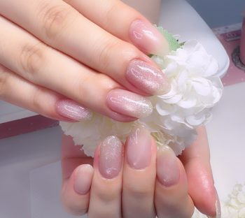 Cenbless　成増フェイシャル＆ネイルサロン　限りなくナチュラル♪白っぽ艶マグネットネイル