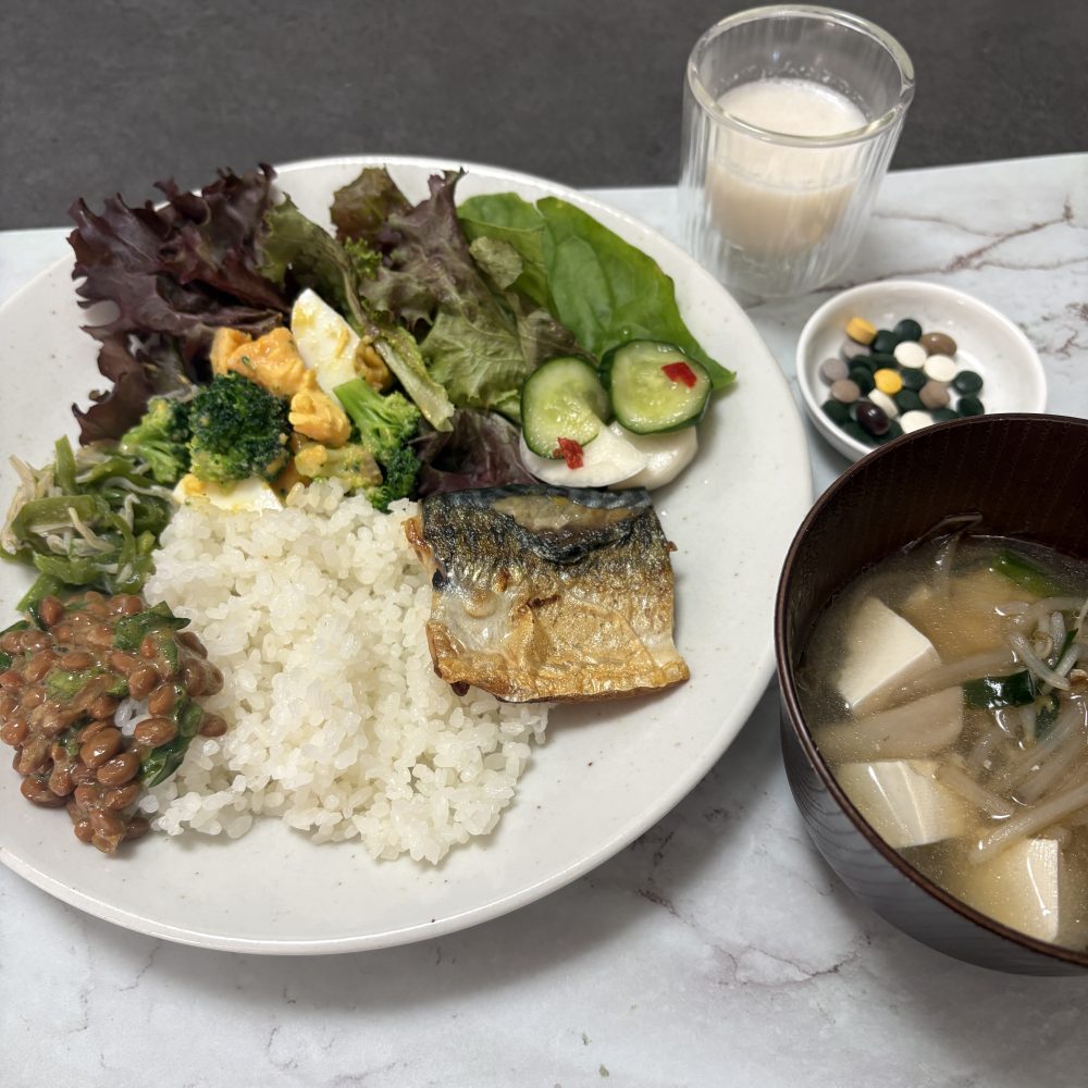 Cenbless　成増フェイシャル＆ネイルサロン　みけちゃんの手抜き朝食♪
