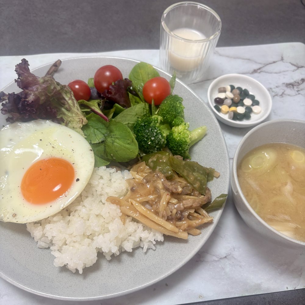 Cenbless　成増フェイシャル＆ネイルサロン　みけちゃんの手抜き朝食♪