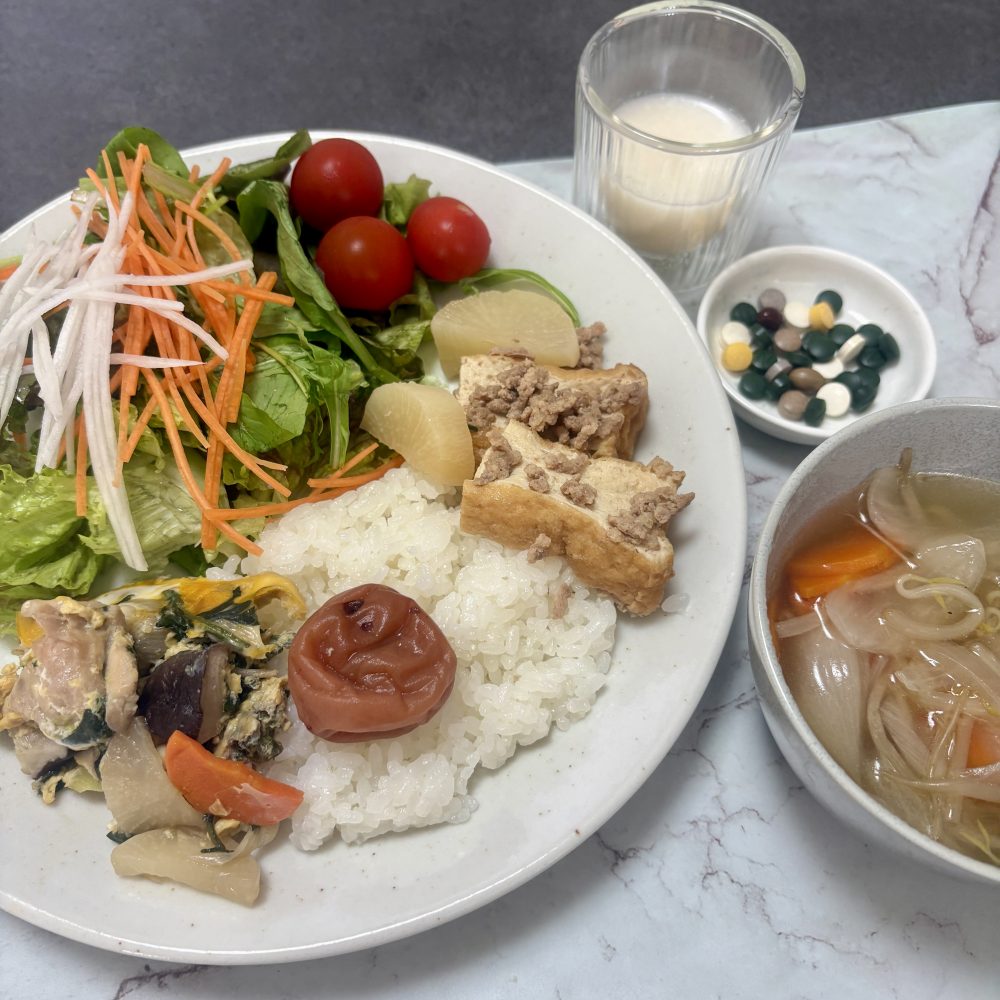 Cenbless　成増フェイシャル＆ネイルサロン　みけちゃんの手抜き朝食♪