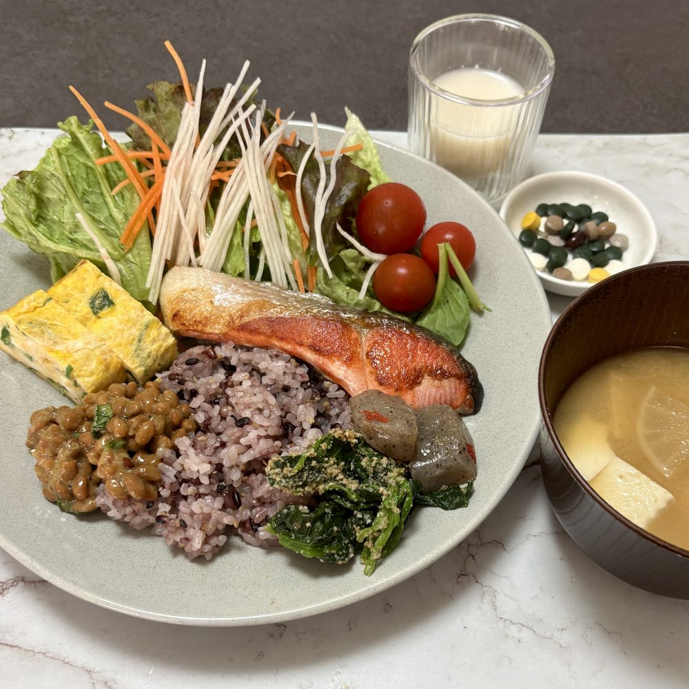 Cenbless　成増フェイシャル＆ネイルサロン　みけちゃんの手抜き朝食♪