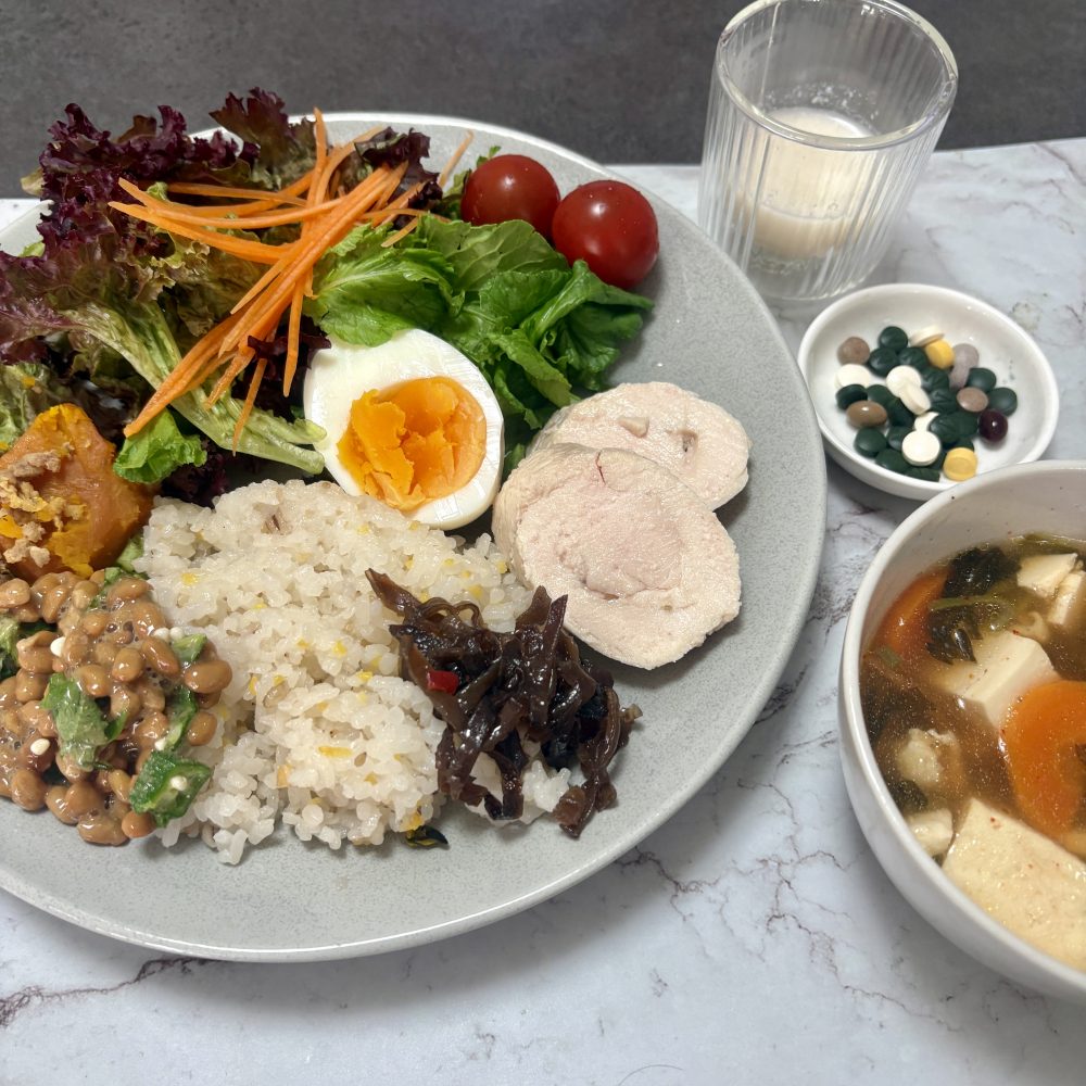 Cenbless　成増フェイシャル＆ネイルサロン　みけちゃんの手抜き朝食♪