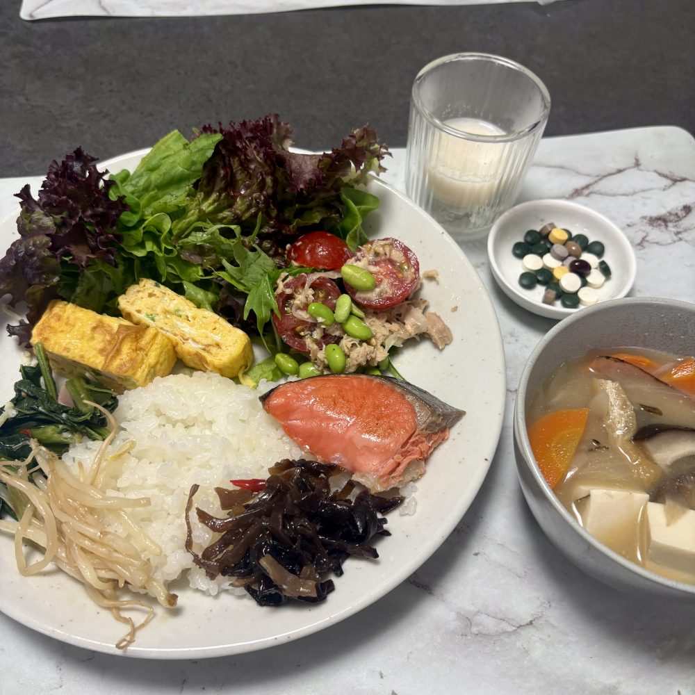Cenbless　成増フェイシャル＆ネイルサロン　みけちゃんの手抜き朝食♪