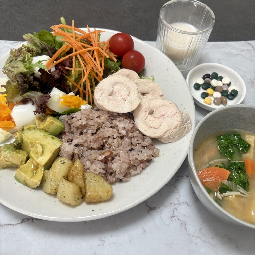 Cenbless　成増フェイシャル＆ネイルサロン　みけちゃんの手抜き朝食♪