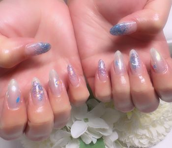 Cenbless 成増フェイシャル&ネイルサロン 紫陽花を閉じ込めたような梅雨のきらめきネイル♪