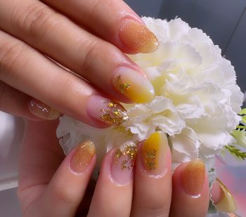 成増徒歩3分のフェイシャルエステ・ネイルサロン ビューティスタジオCenbless（センブレス）　ひまわりカラーが夏らしい♪元気いっぱいサマーネイル！