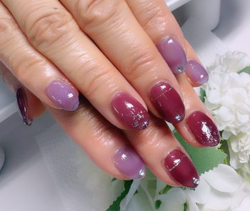 Cenbless　成増フェイシャル＆ネイルサロン　繊細な煌めきが美しい♪上品パープルネイル
