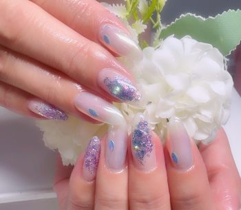 Cenbless 成増フェイシャル&ネイルサロン 紫陽花を閉じ込めたような梅雨のきらめきネイル♪