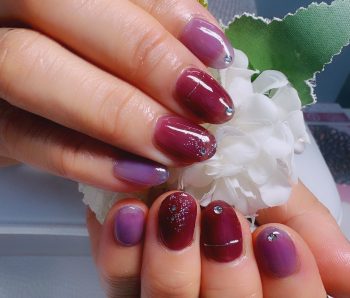 Cenbless　成増フェイシャル＆ネイルサロン　繊細な煌めきが美しい♪上品パープルネイル