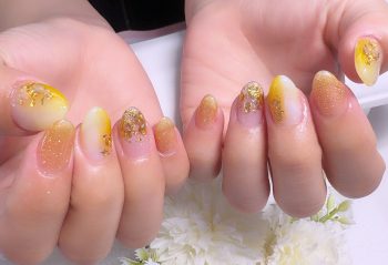 成増徒歩3分のフェイシャルエステ・ネイルサロン ビューティスタジオCenbless（センブレス）　ひまわりカラーが夏らしい♪元気いっぱいサマーネイル！