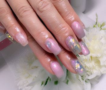 Cenbless　成増フェイシャル＆ネイルサロン　偏光モーヴが美しい♪梅雨の艶ネイル