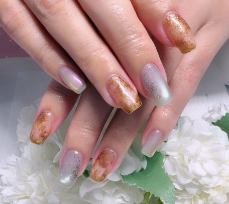 Cenbless　成増フェイシャル＆ネイルサロン　上品な煌めきに心惹かれる♪ブラウンニュアンスネイル