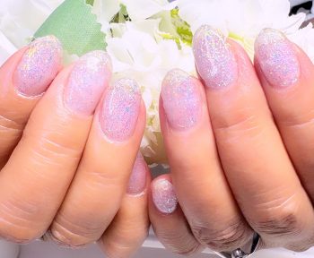 Cenbless　成増フェイシャル＆ネイルサロン　気分まで晴れやかに♪涼しげキラキラネイル