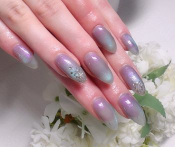 Cenbless　成増フェイシャル＆ネイルサロン　偏光ブルーが美しい♪贅沢マグネットネイル