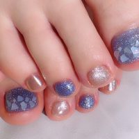 Cenbless　成増フェイシャル＆ネイルサロン　夏の足元に爽やかブルー♪フットネイルデビューシーズン