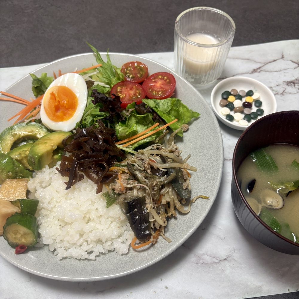 Cenbless　成増フェイシャル＆ネイルサロン　みけちゃんの手抜き朝食♪