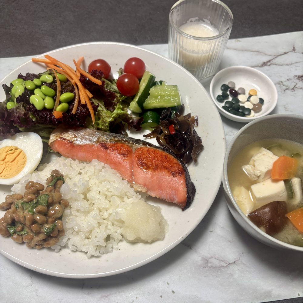 Cenbless　成増フェイシャル＆ネイルサロン　みけちゃんの手抜き朝食♪