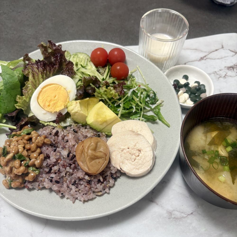 Cenbless　成増フェイシャル＆ネイルサロン　みけちゃんの手抜き朝食♪