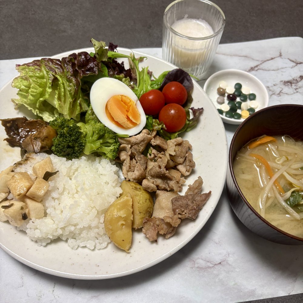 Cenbless　成増フェイシャル＆ネイルサロン　みけちゃんの手抜き朝食♪