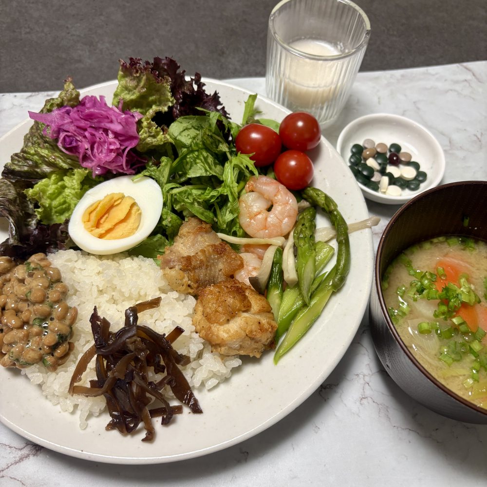 Cenbless　成増フェイシャル＆ネイルサロン　みけちゃんの手抜き朝食♪