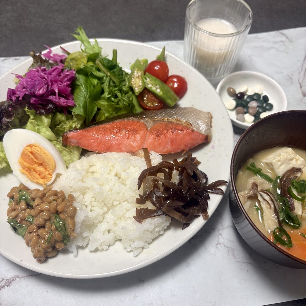 Cenbless　成増フェイシャル＆ネイルサロン　みけちゃんの手抜き朝食♪