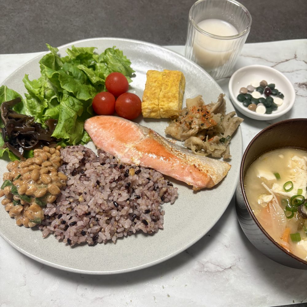 Cenbless　成増フェイシャル＆ネイルサロン　みけちゃんの手抜き朝食♪