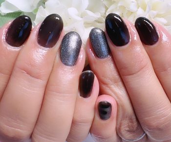 Cenbless　成増フェイシャル＆ネイルサロン　ブラックで魅せる♪大人のクールワンカラーネイル！