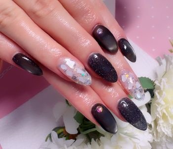 Cenbless　成増フェイシャル＆ネイルサロン　少しずつ育った健康なお爪で楽しむモノトーン夏ネイル♪