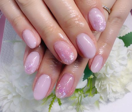 Cenbless　成増フェイシャル＆ネイルサロン　透明感あふれる淡いピンクで♪上品に楽しむ夏ネイル