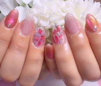 Cenbless　成増フェイシャル＆ネイルサロン　華やかなピンクで夏を満喫♪人気デザインをトロピカルカラーにアレンジ