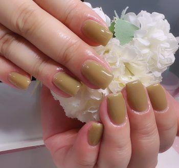 成増徒歩3分のフェイシャルエステ・ネイルサロン ビューティスタジオCenbless（センブレス）　ちゅるんと艶めく♪大人のキャメルワンカラーネイル