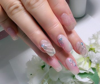 Cenbless　成増フェイシャル＆ネイルサロン　ピンク系夏アレンジ♪フラッシュ×貝モチーフのニュアンスネイル