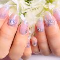 Cenbless　成増フェイシャル＆ネイルサロン　涼やかな輝きを指先に♪夏を彩るホワイトネイル