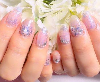 Cenbless　成増フェイシャル＆ネイルサロン　涼やかな輝きを指先に♪夏を彩るホワイトネイル