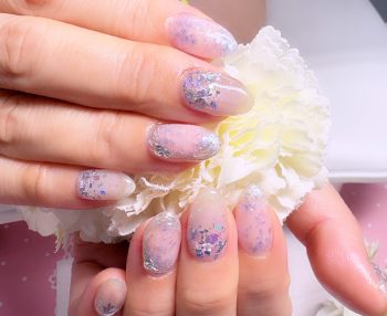 Cenbless　成増フェイシャル＆ネイルサロン　涼やかな輝きを指先に♪夏を彩るホワイトネイル